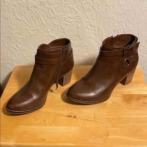 Blair, Michael by Michael Shannon Side-Zip Booties